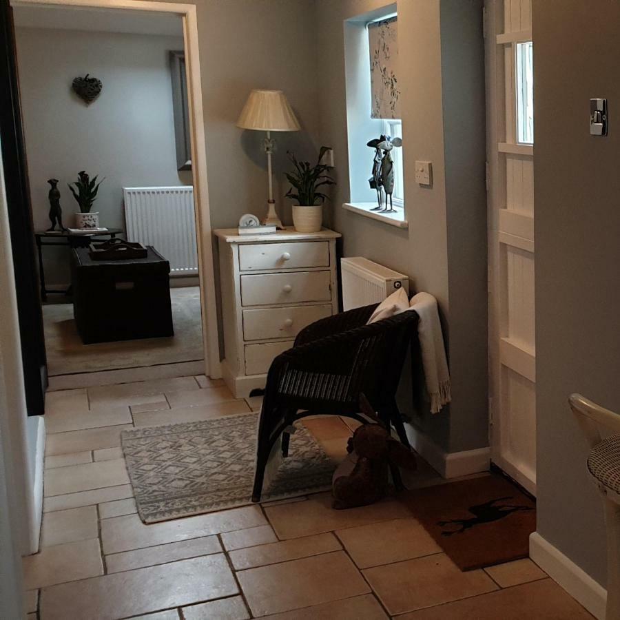 The Nest At Bramble Cottage 라콕 외부 사진